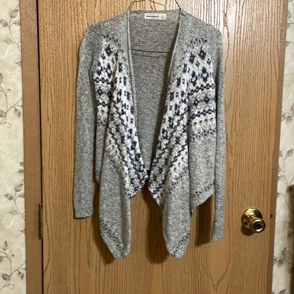 Abercrombie Kids Grey and blue sweater size small